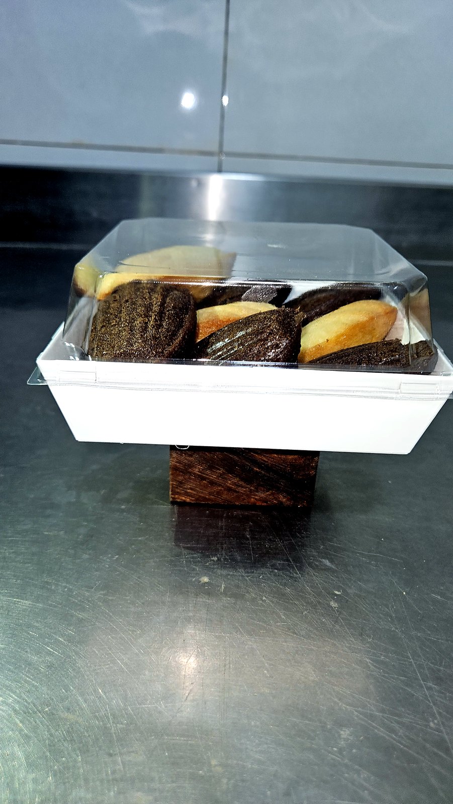Viennoiseries et pâtisseries maison — AZON DODE
